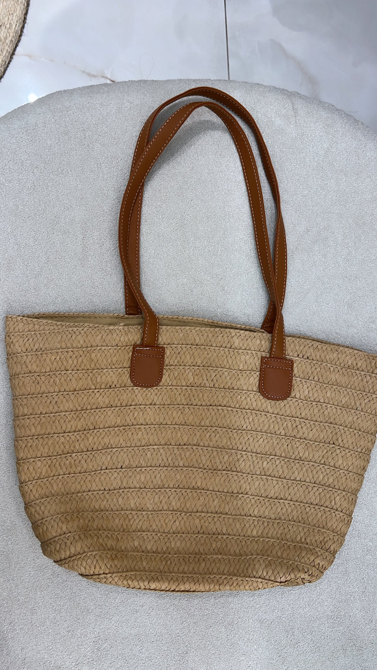 Bolsa Lara