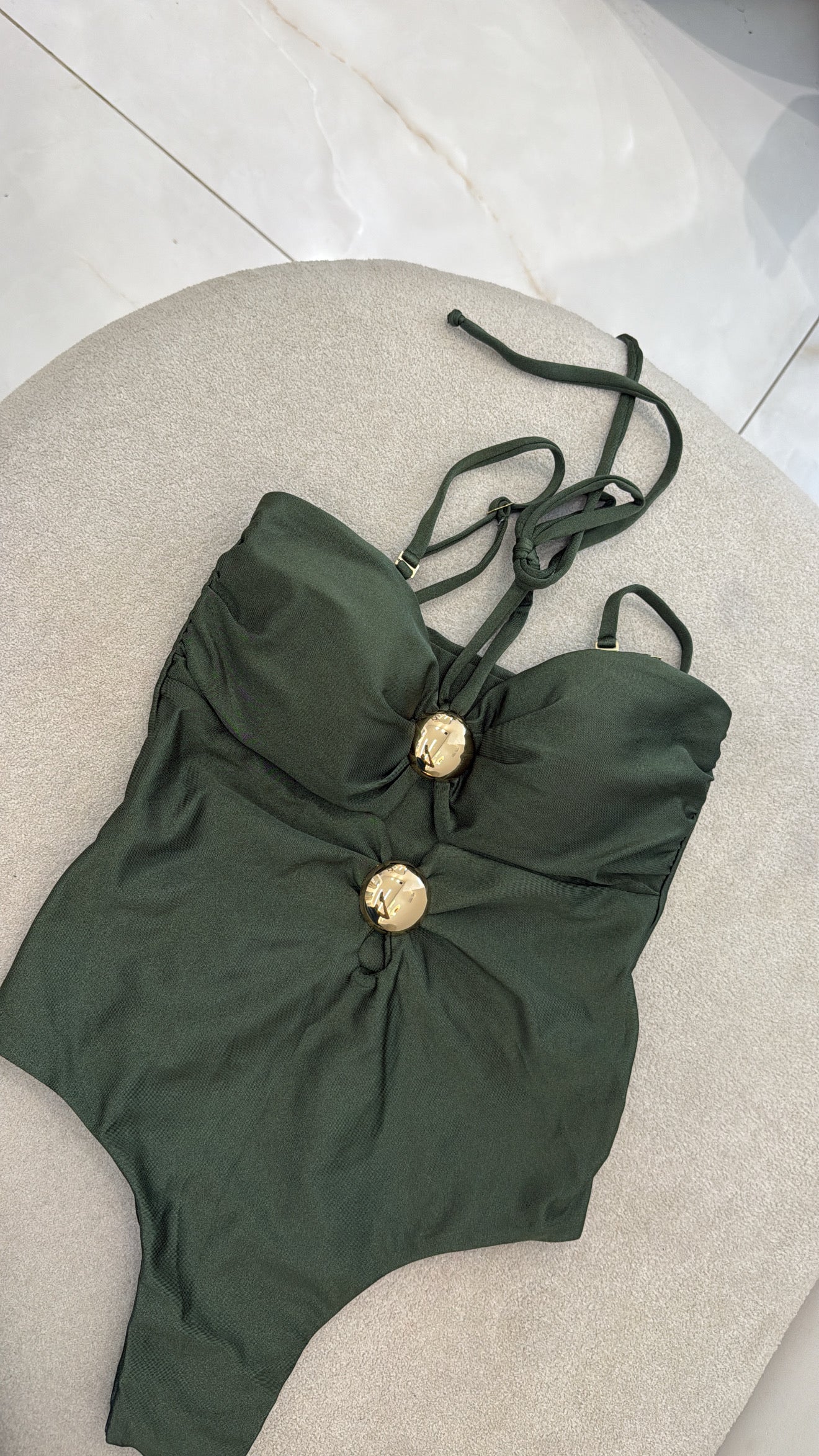 Maiô Botão (várias formas de uso)