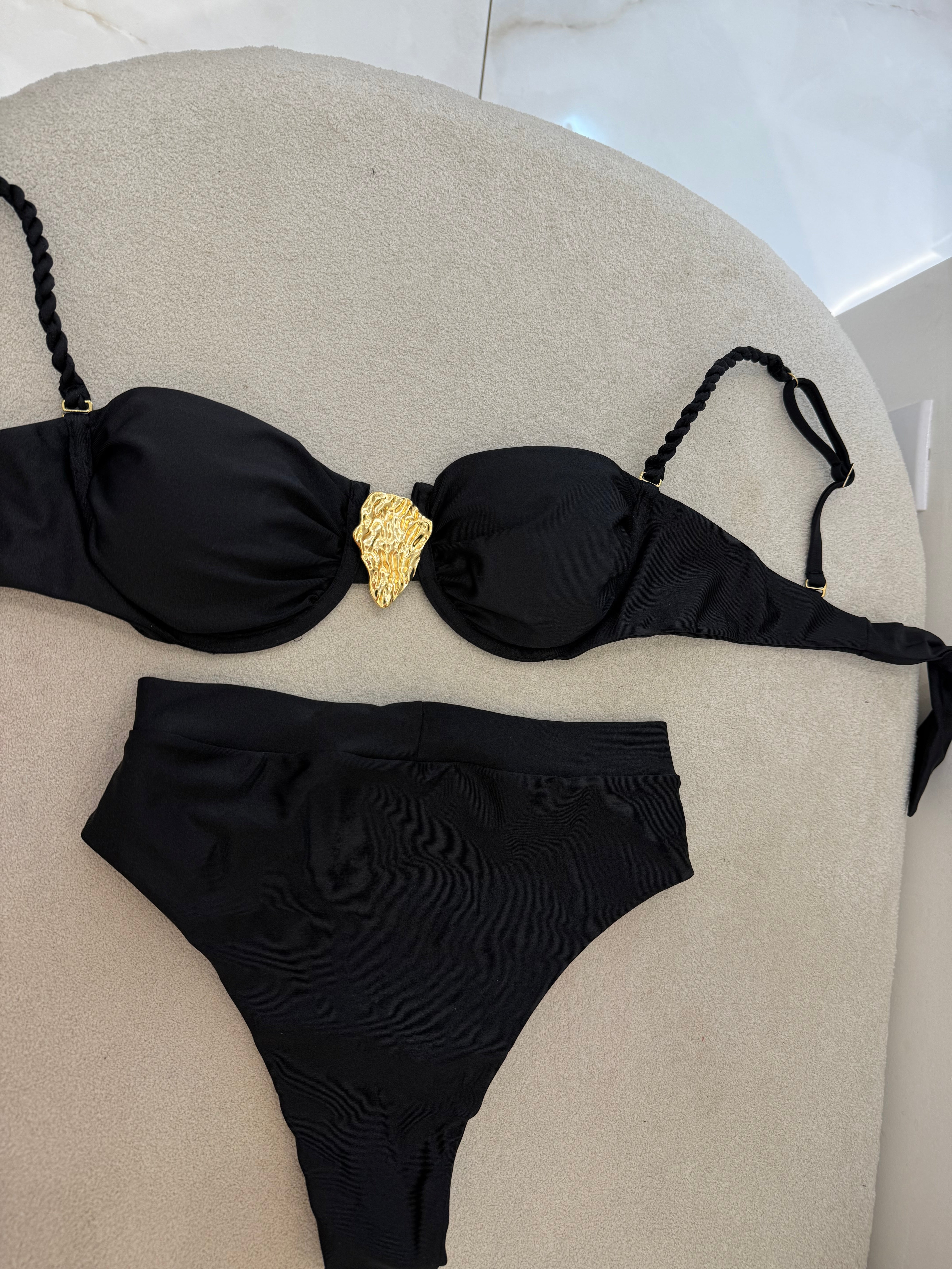 Hot Pant Alicia Preto
