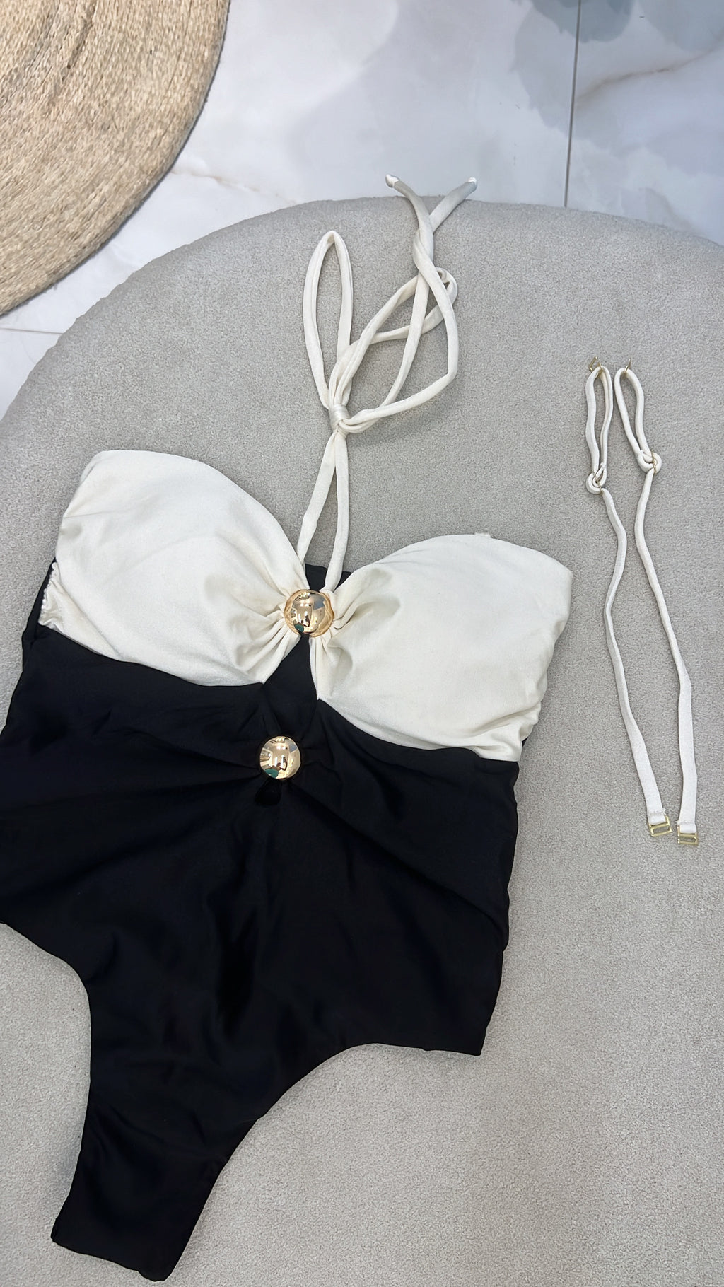 Maiô Botão (várias formas de uso)