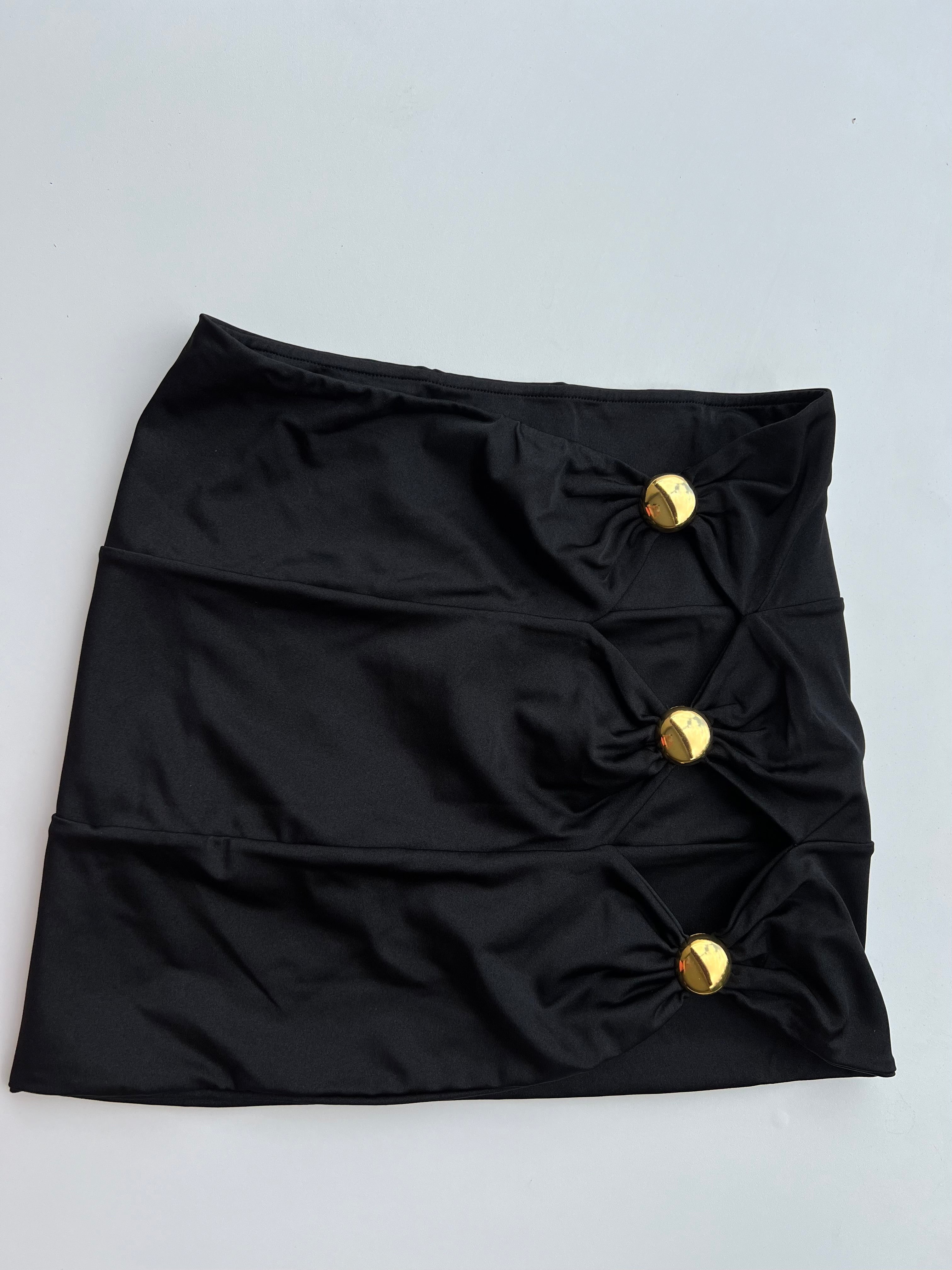 Saia Curta Botão