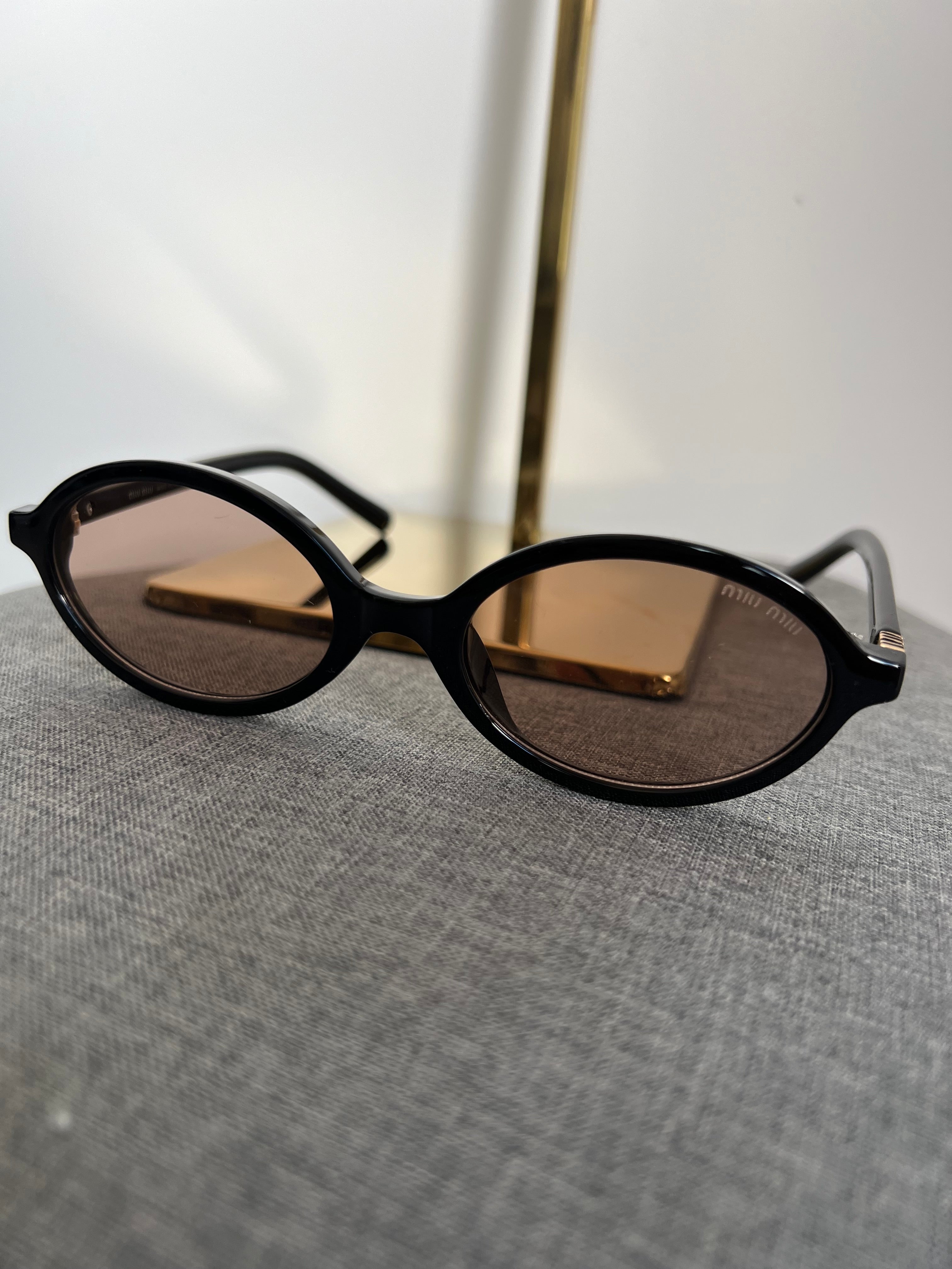 Óculos Miu Miu 6