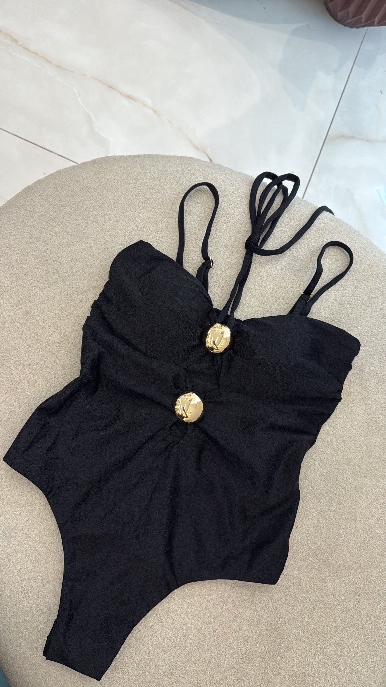 Maiô Botão (várias formas de uso)