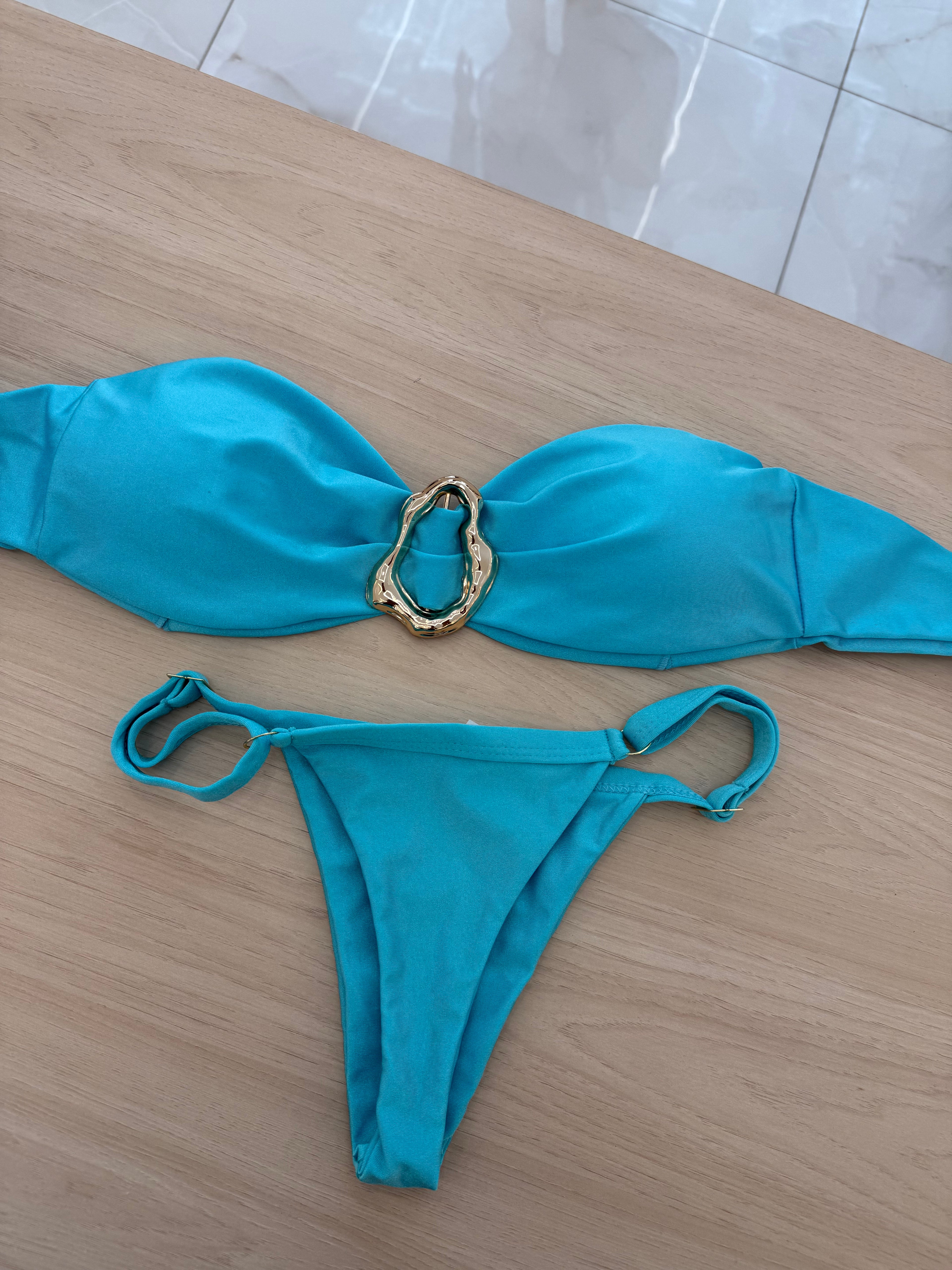 Amélia Regulagem (tamanho G forma pequena)