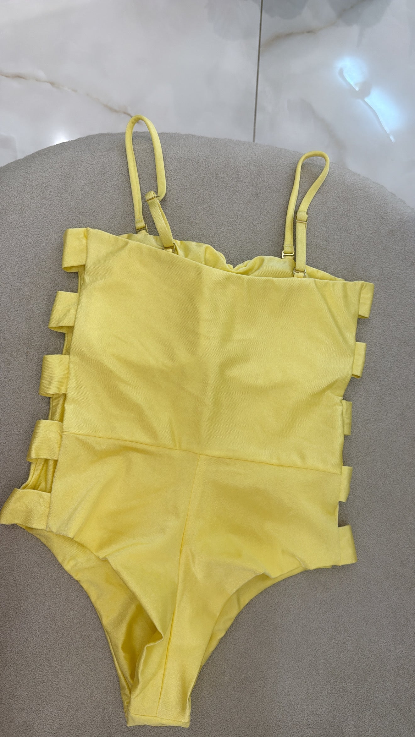 Maiô Botão Alças Removíveis