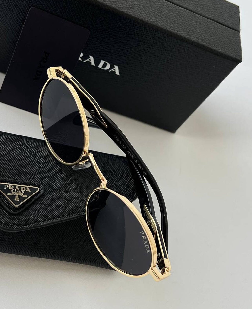 Óculos Prada