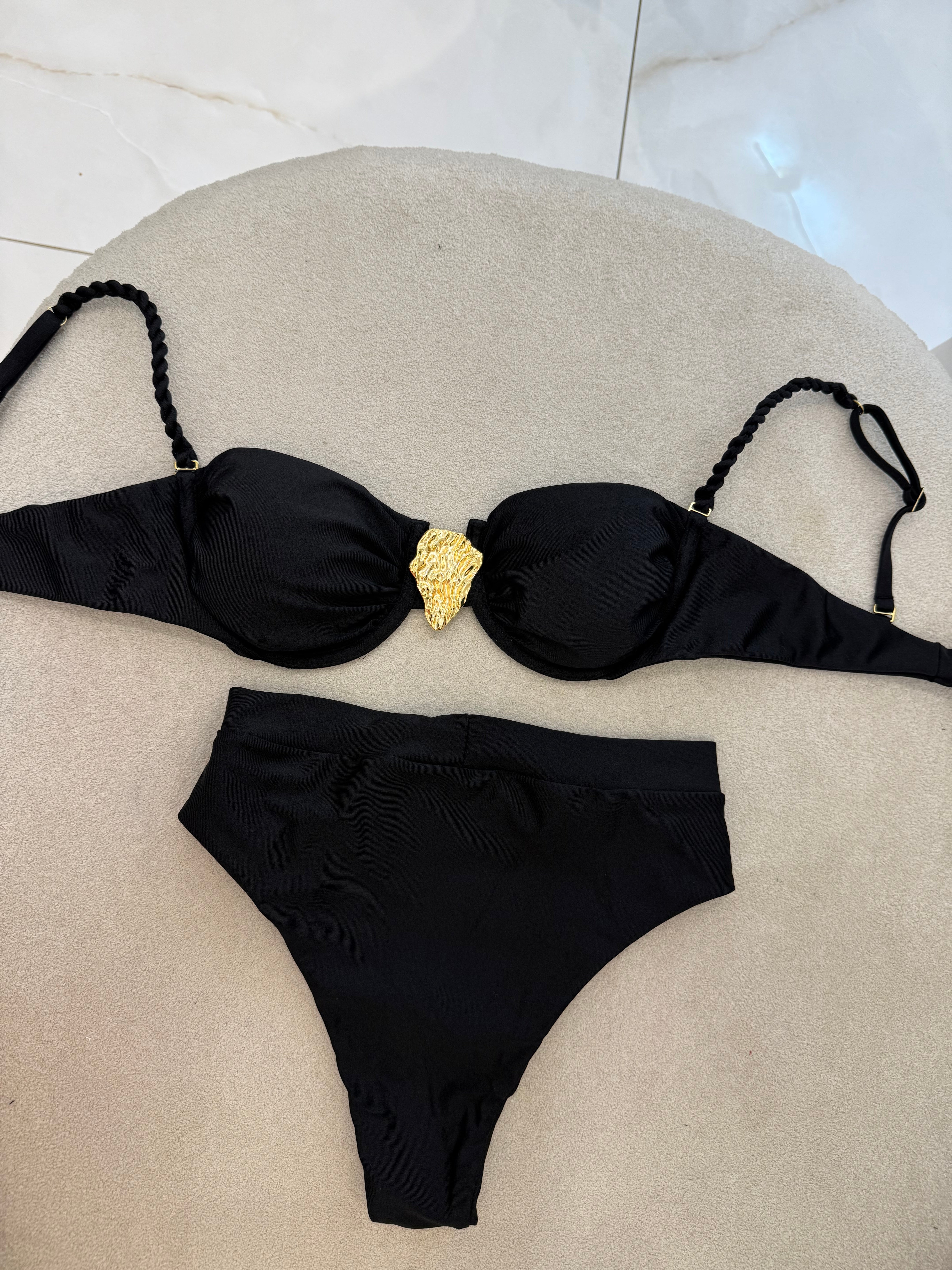Hot Pant Alicia Preto