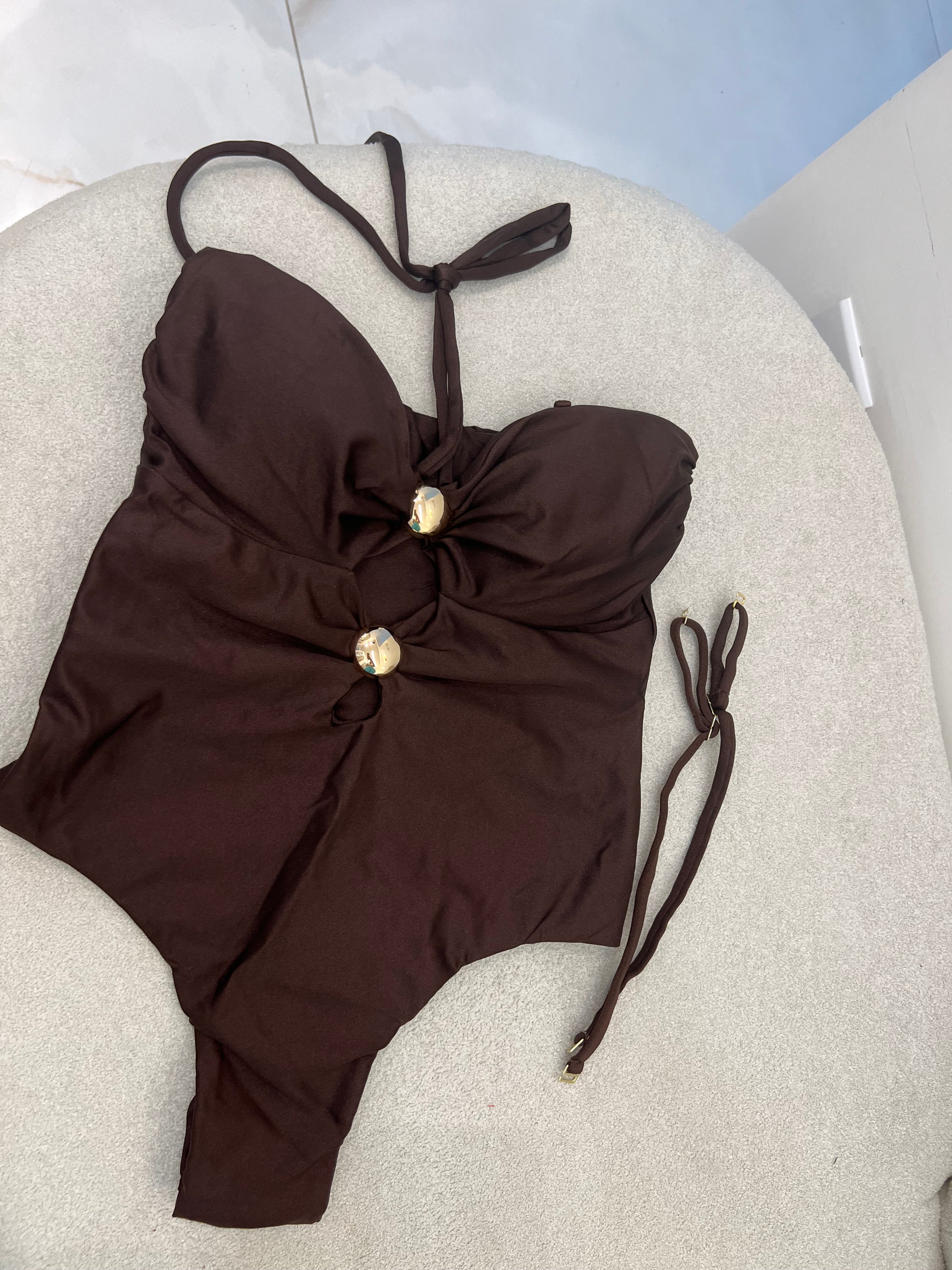 Maiô Botão (várias formas de uso)