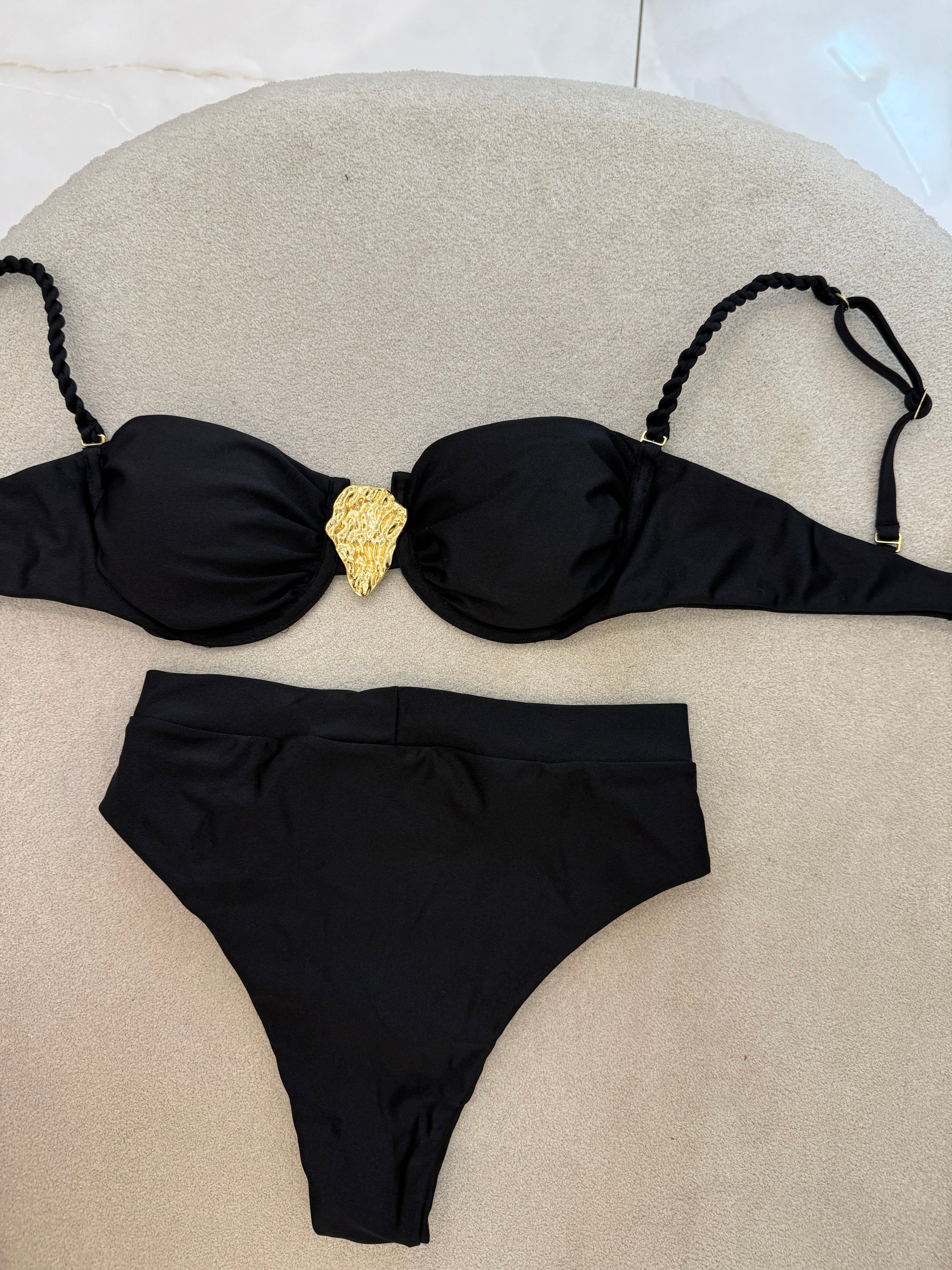 Hot Pant Alicia Preto