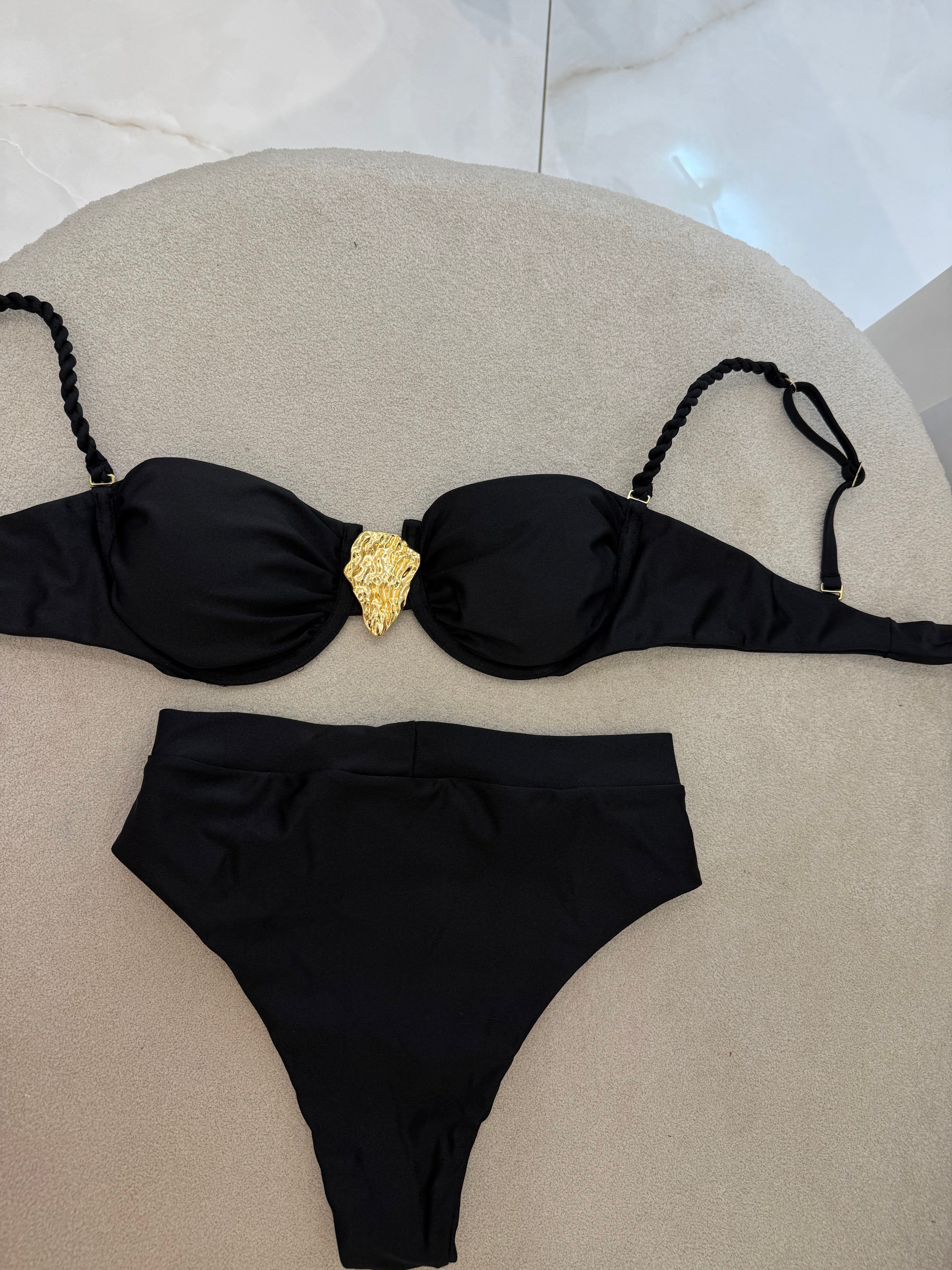 Hot Pant Alicia Preto