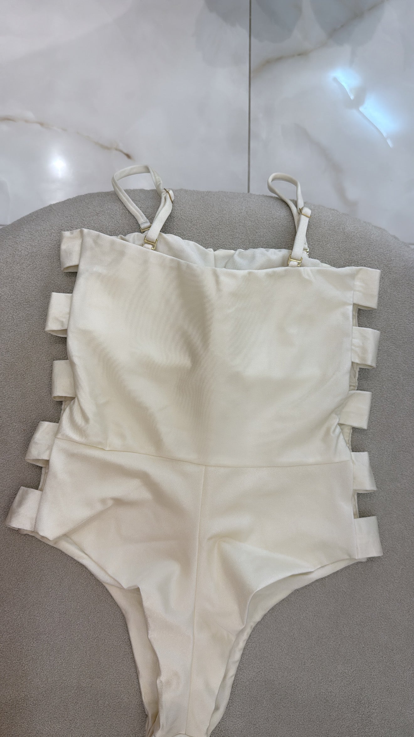 Maiô Botão Alças Removíveis