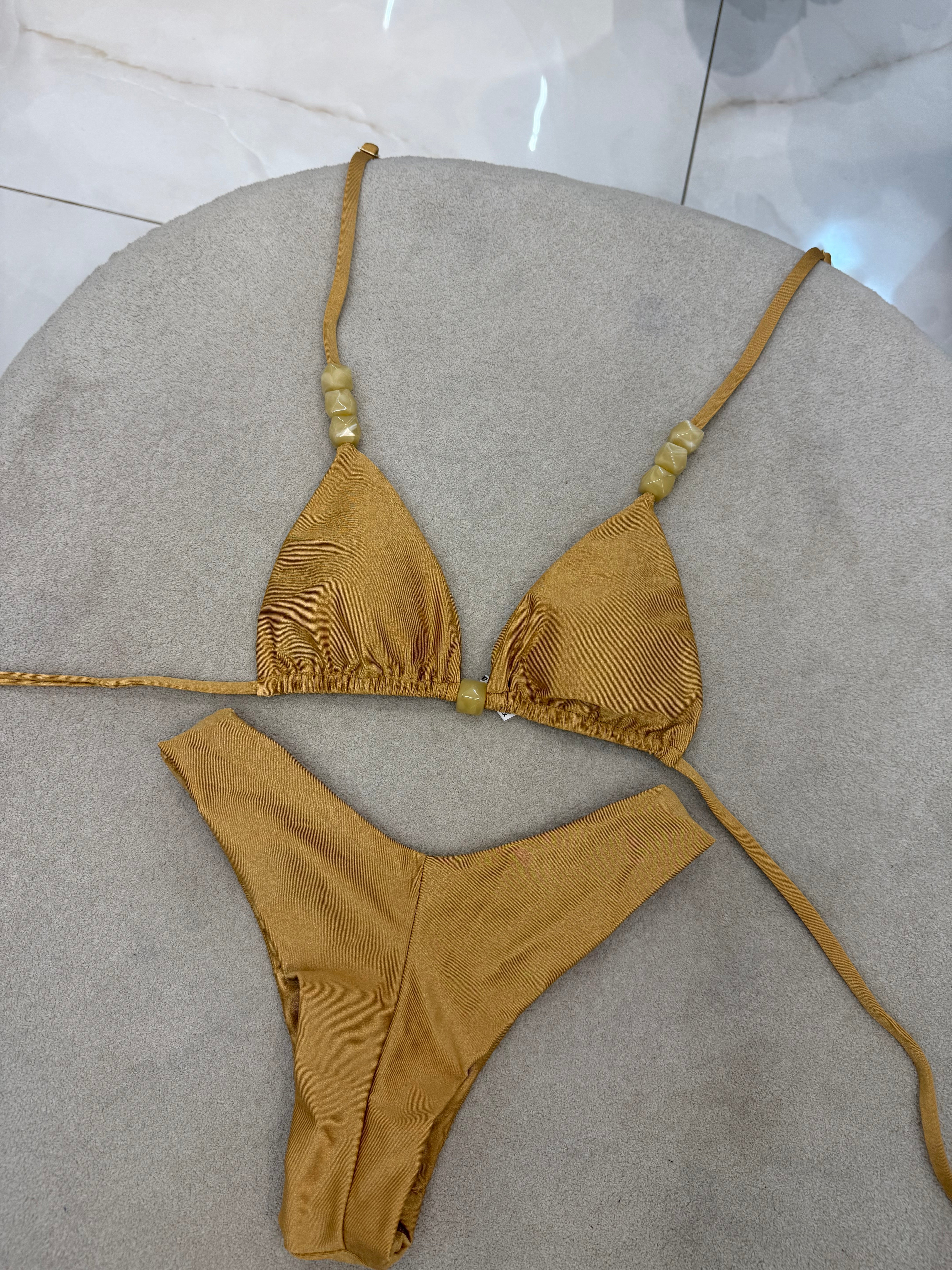 Cortininha Bali Asa Delta Dourado