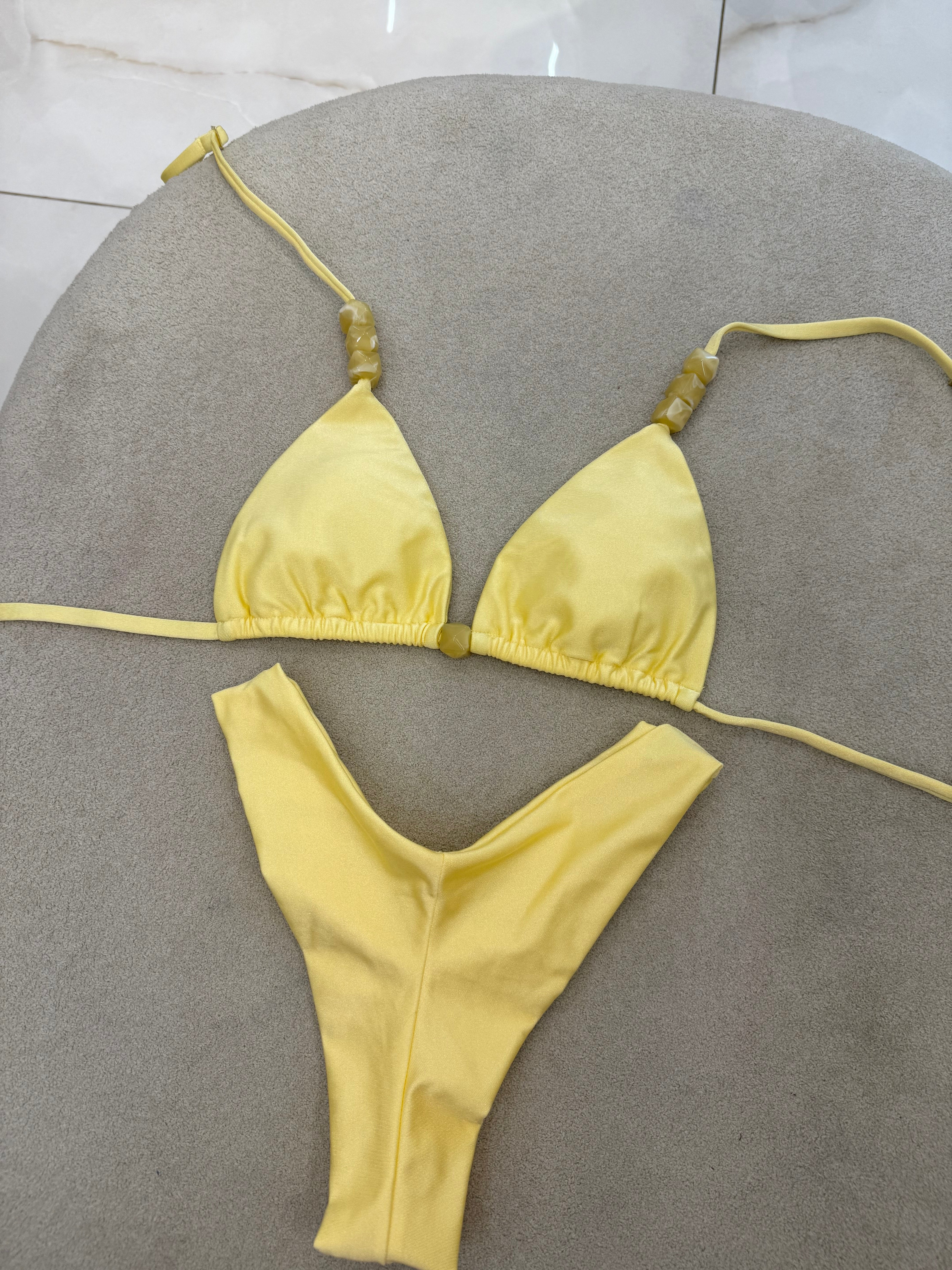 Cortininha Bali Asa delta Amarelo