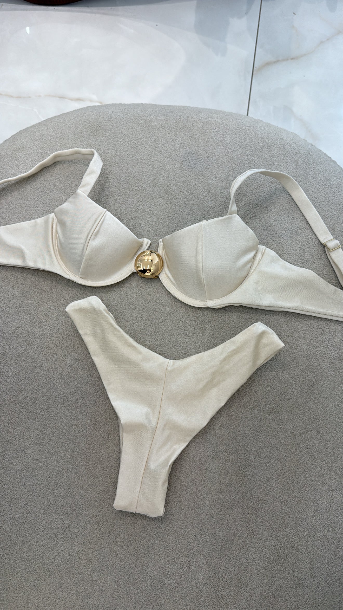 Botão Asa Delta (Aro) Off