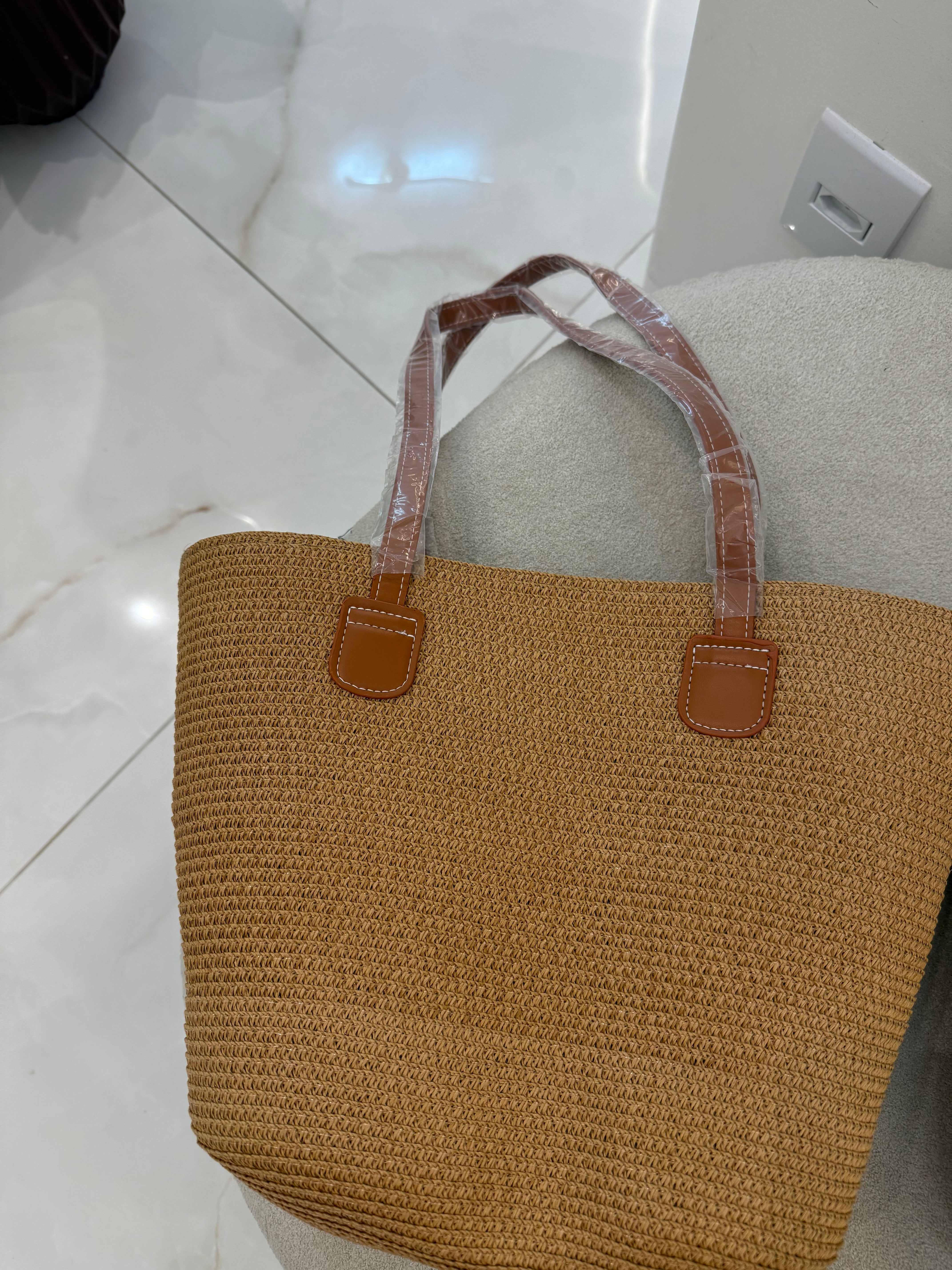 Bolsa Lara