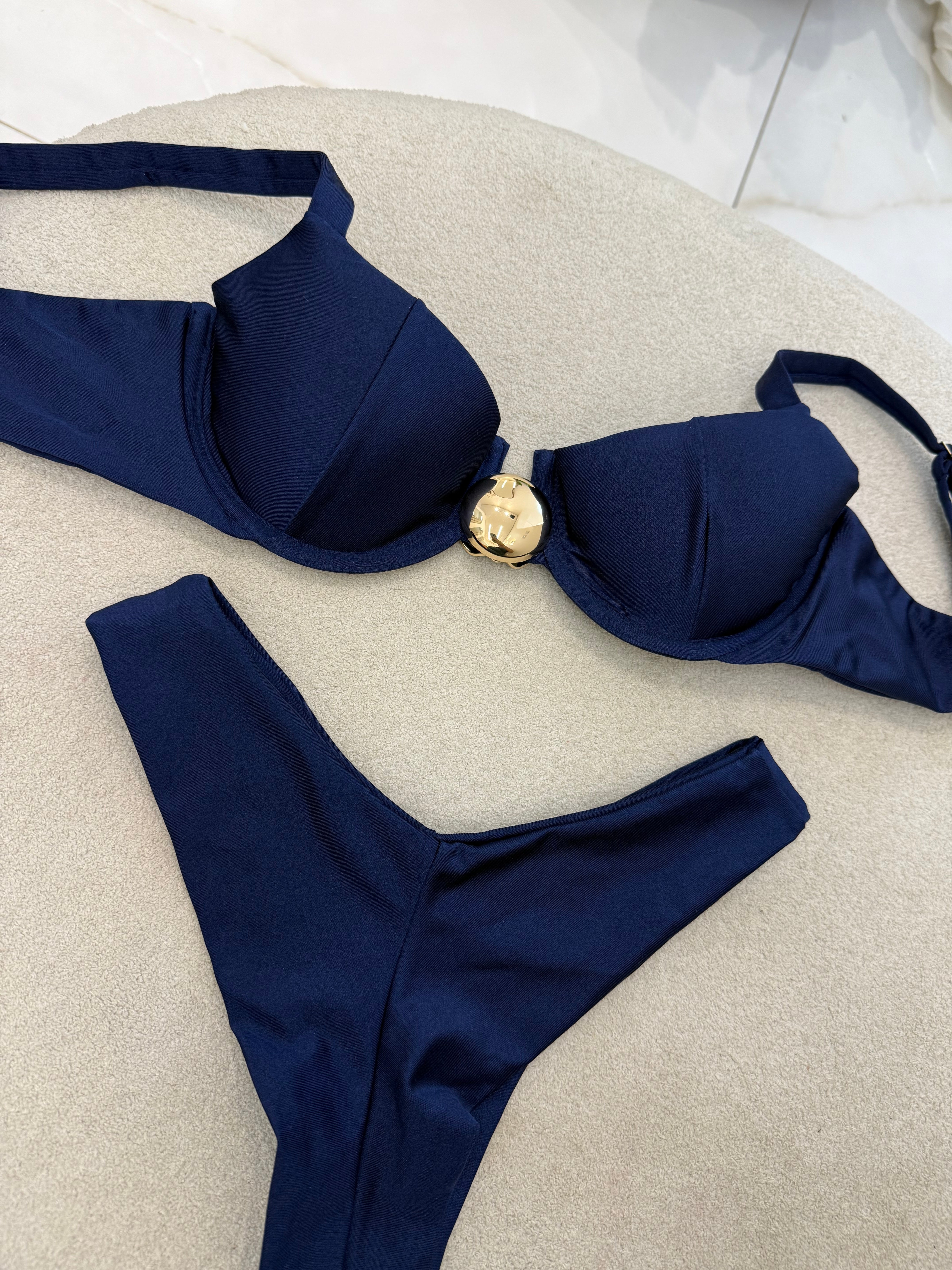 Botão Asa Delta Aro Azul Marinho